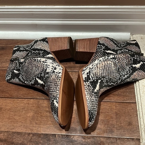 MADEWELL | The Rosie Ankle Boot in Snake Embossed Leather NWOT. - Picture 2 of 8